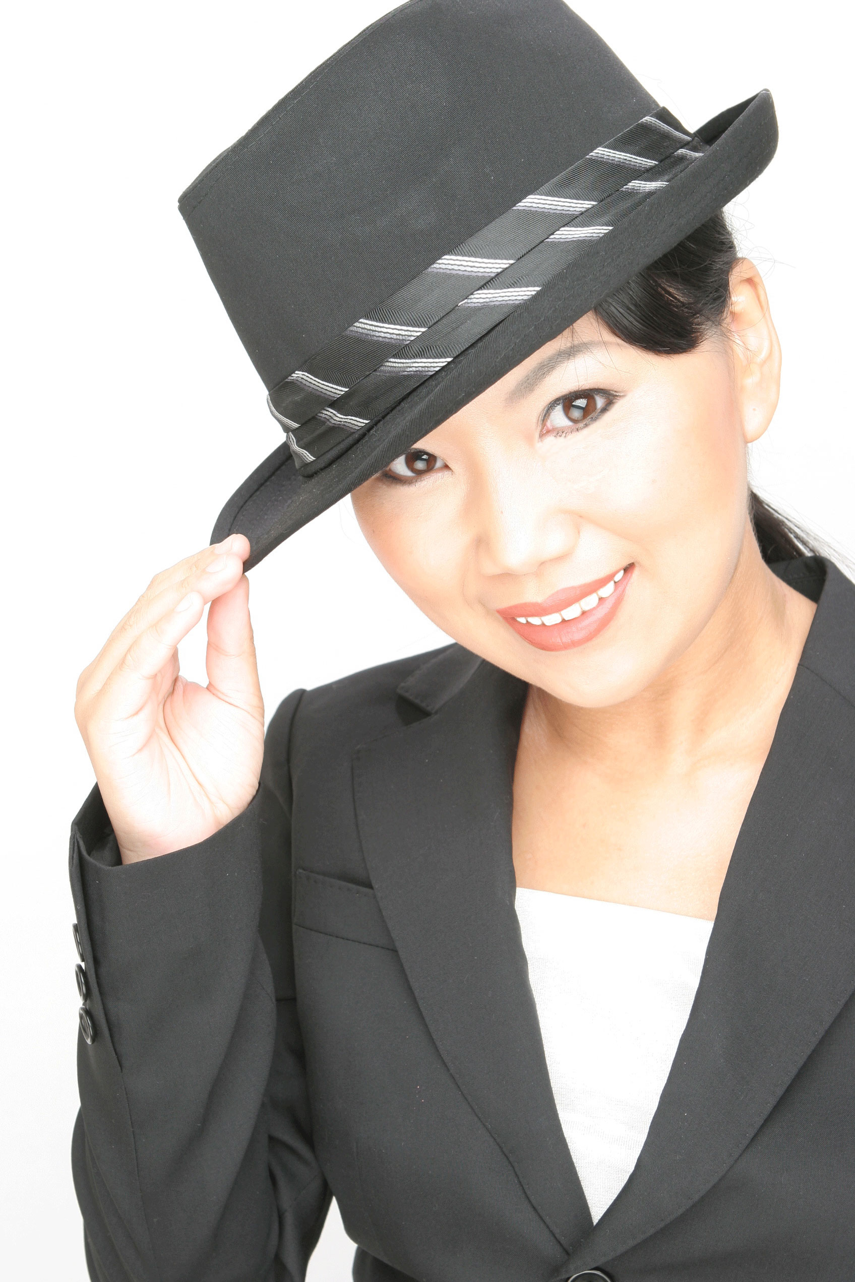 �E�\��̂Ƃ�Ȃ��\�Q���̐l�C�肢�t���ǂ݉����A�a������2011�N�̉^���I�E